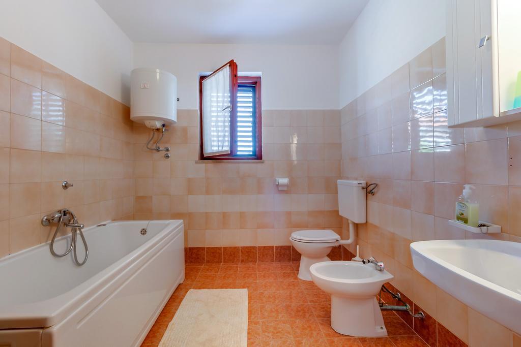 Apartment Marisa Mali Lošinj Exterior foto